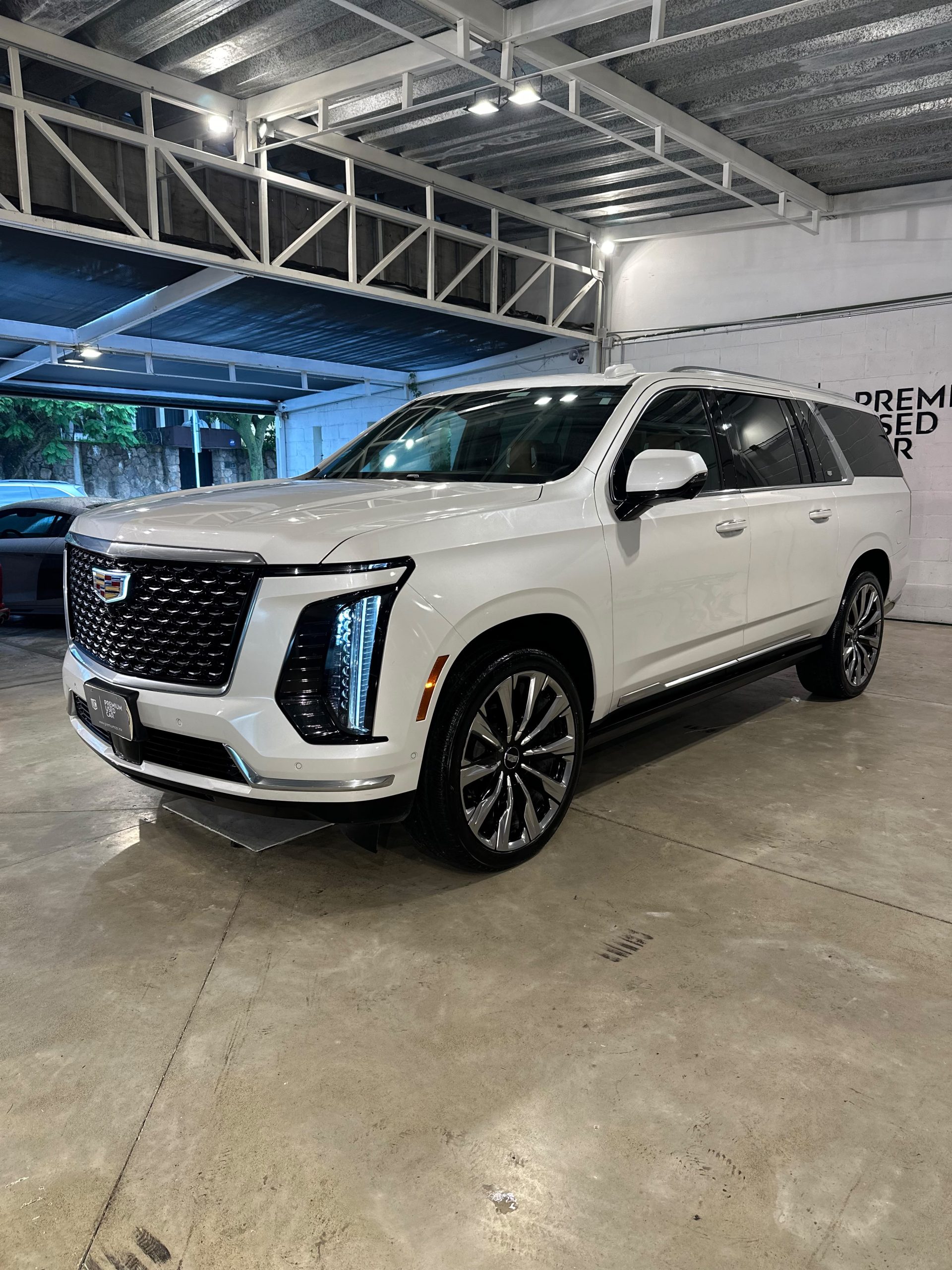 Cadillac Escalade 2025